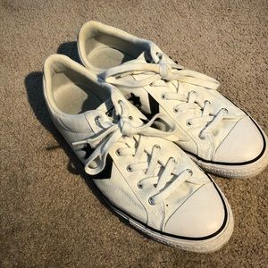 White Chuck Taylor Star Converse